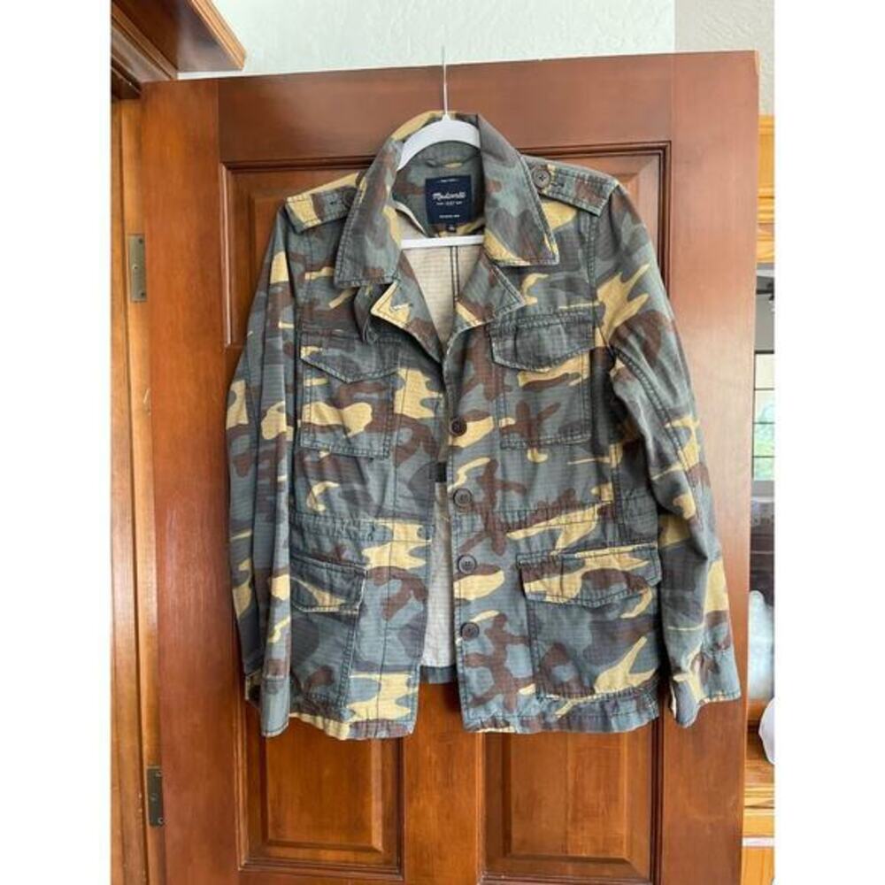 Madewell Outbound Camo utility jacket size large